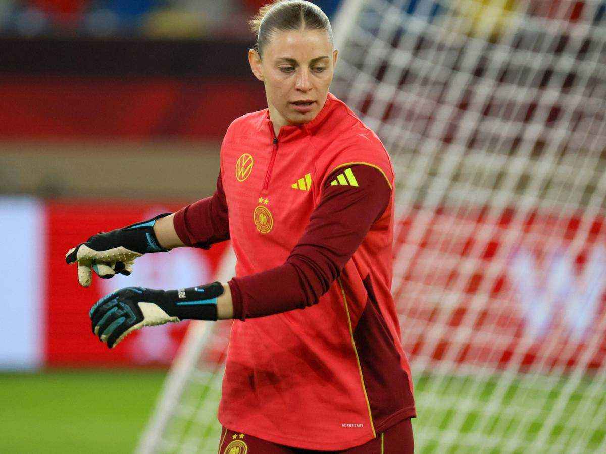 Rafaela borggräfe zurück in der bundesliga: leverkusen leiht torhüterin von liverpool