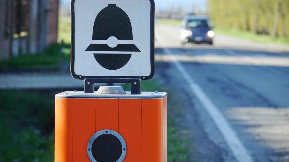 Rasantes trotz führerscheinentzug: geschwindigkeitsbegrenzer als lösung?