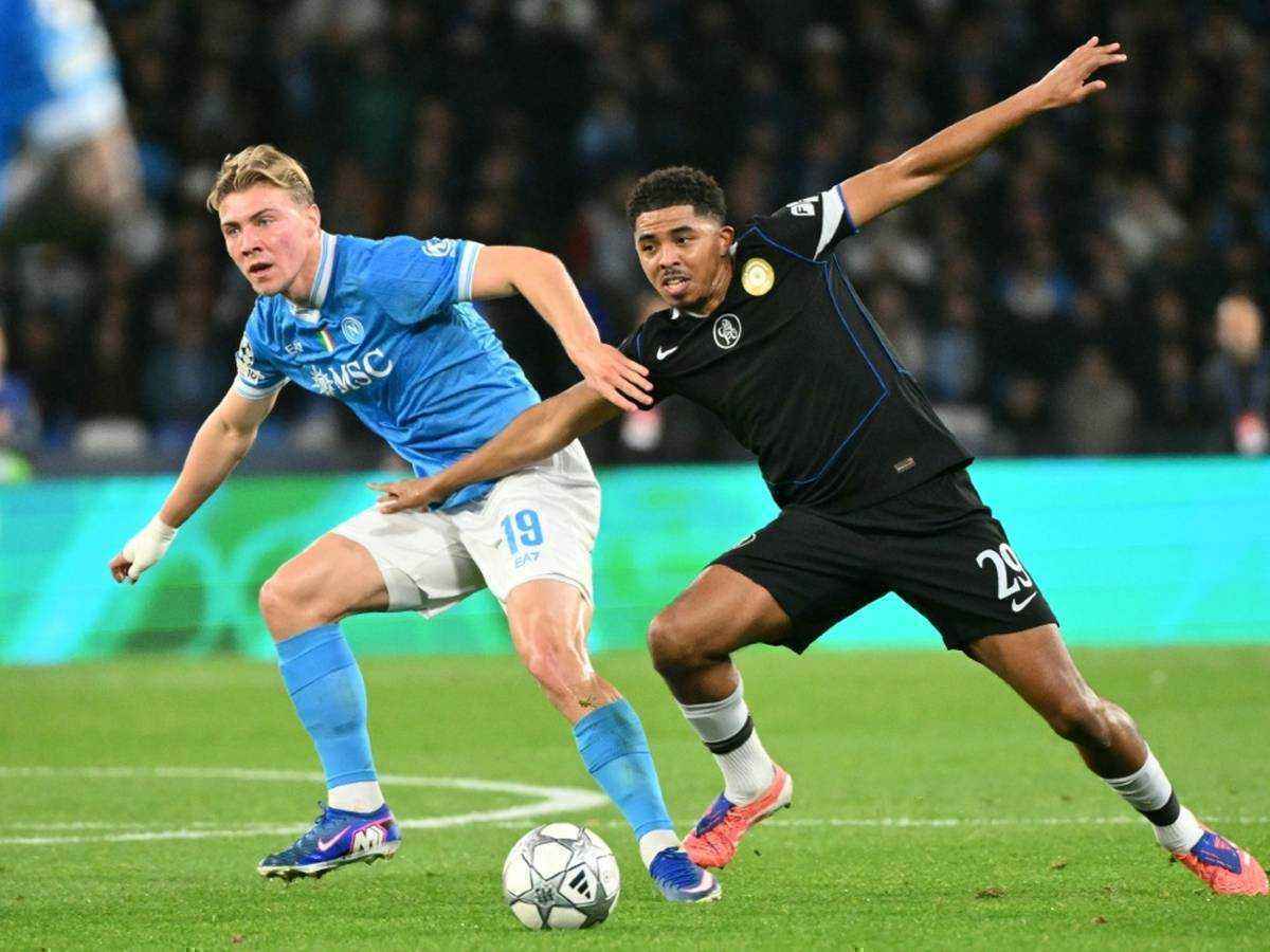 Rassistische attacken überschwemmen premier league – polizei ermittelt