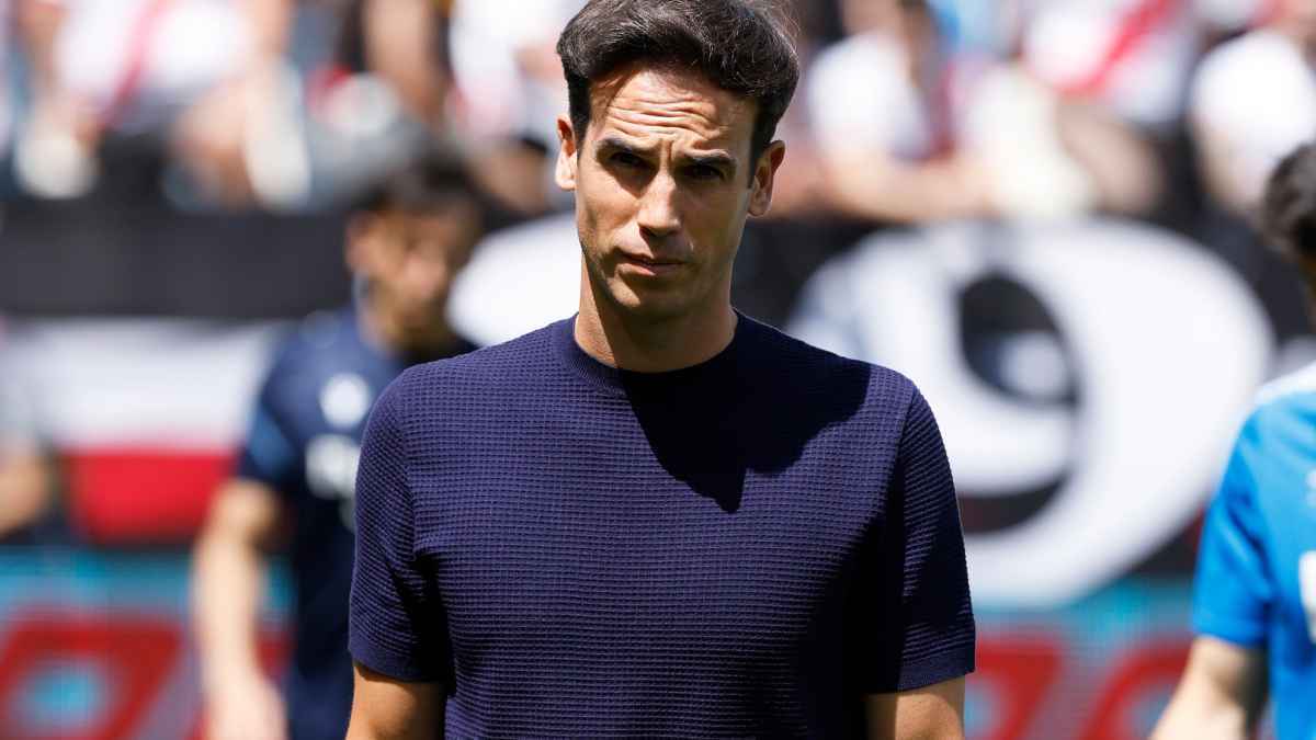 Rayo vallecano sichert sich den klassenerhalt – zukunft des trainers ungewiss!