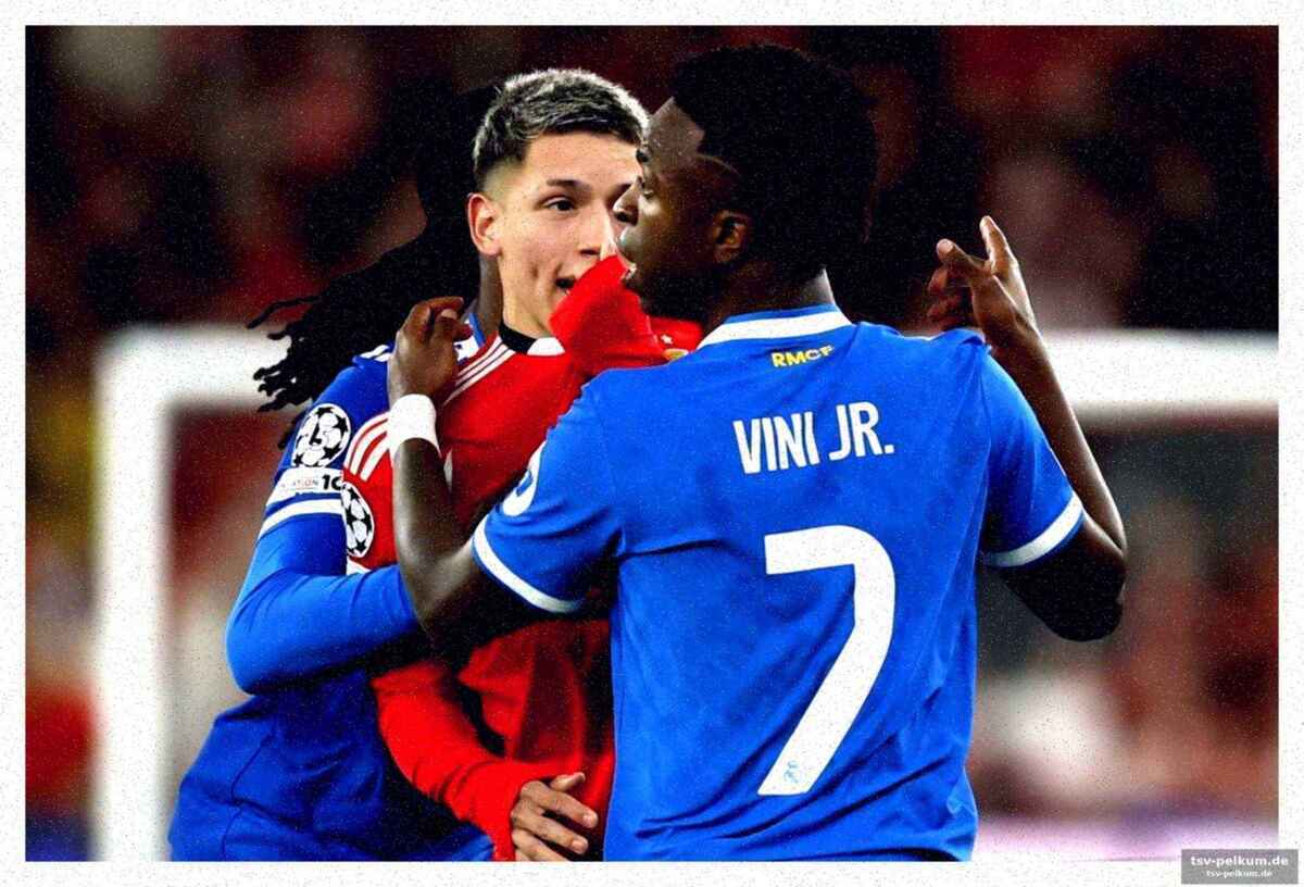 Mbappé unterstützt vinicius
