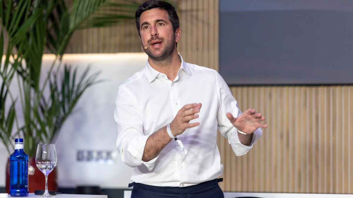 Riquelme schockiert madrid: enthüllungen und machtkampf um den bernabéu!