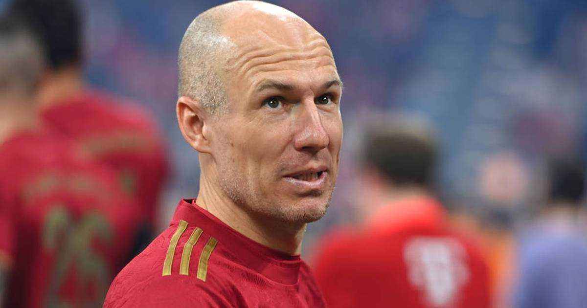 Robben gerät bei nachwuchsspiel in hitzige auseinandersetzung!