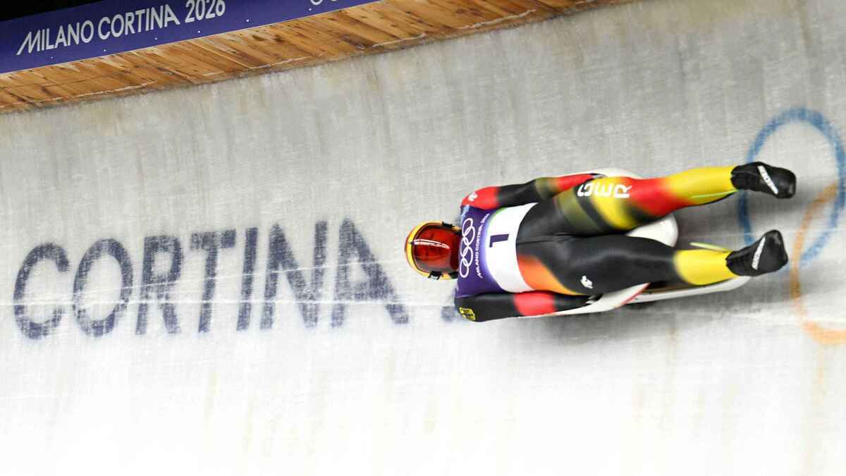 Rodel-sensation in cortina: max langenhan holt olympia-gold!