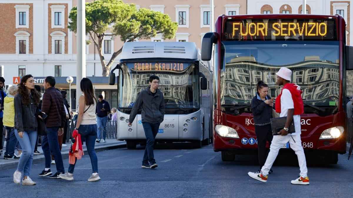 Rom-verkehr lahmgelegt: streik legt atac-busse und u-bahnen still!