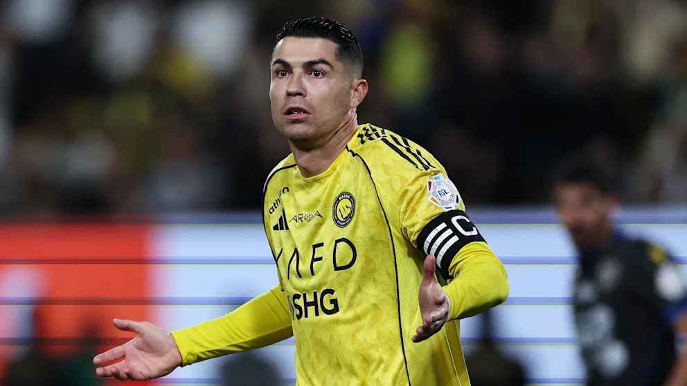 Ronaldo rastet die fans auf – die unwürdige szene, die die sportwelt schockiert