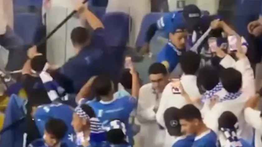 Ronaldo-spiel eskaliert: hooligan-schlägerei auf den rängen!