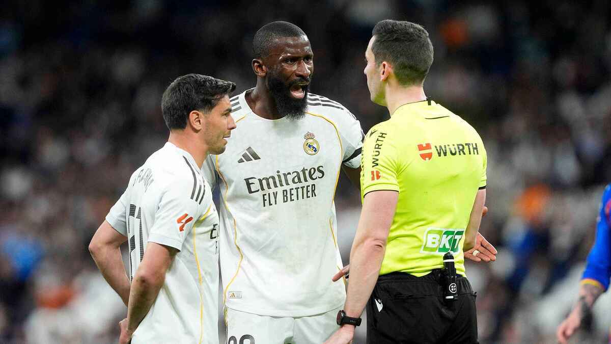 Rüdiger tritt rico ins gesicht – und kommt damit durch