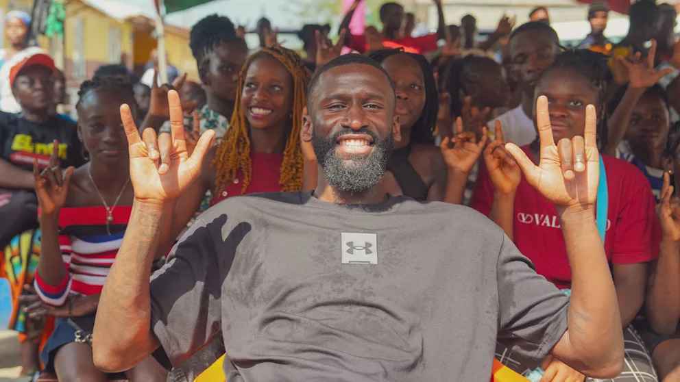 Rüdiger Zeigt Herz! Real-Star Verwandelt Winterpause in Hilfseinsatz in Sierra Leone!