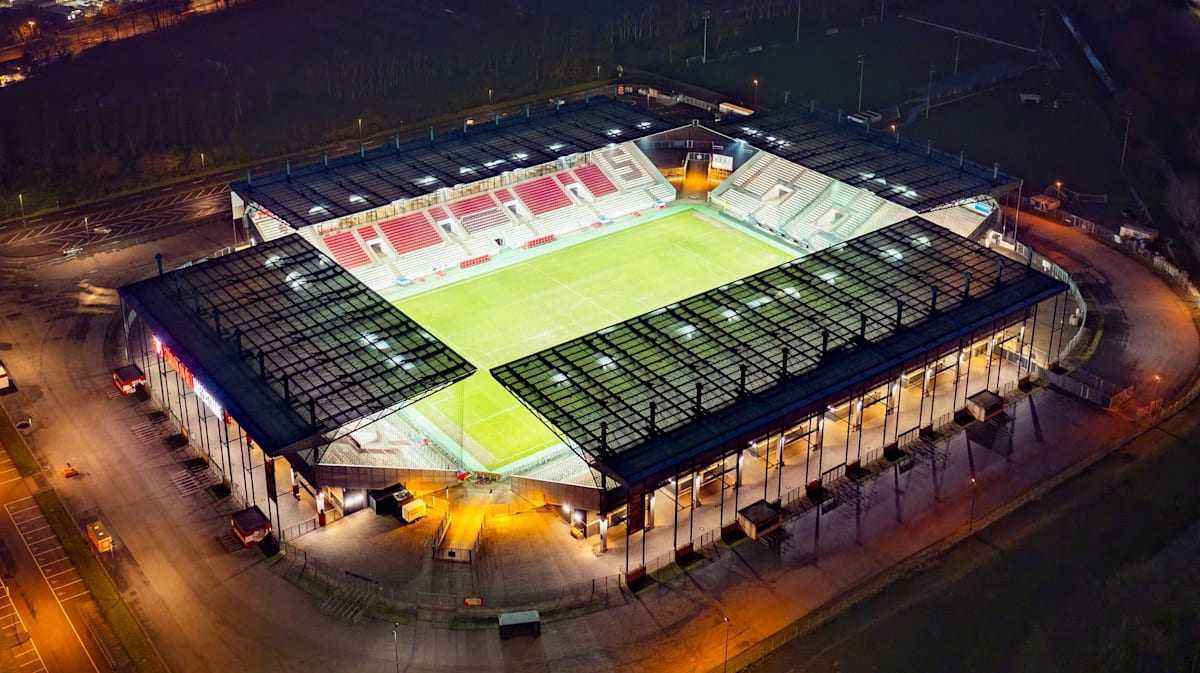 Rwe plant mega-umbau – doch der stadion-deal droht zu platzen