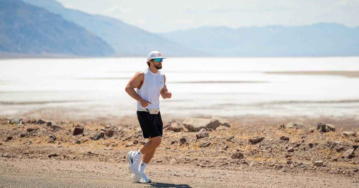Saatci bezwingt death valley: erster meilenstein im extremlauf!