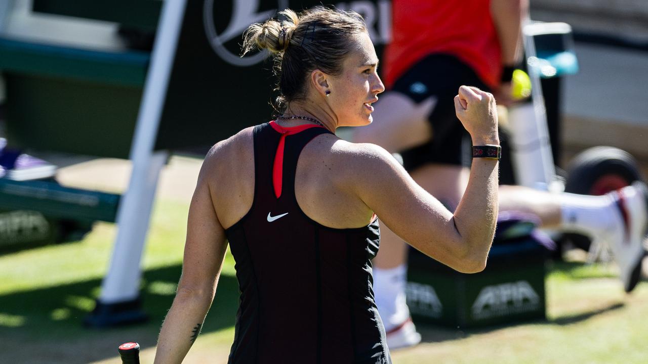 Sabalenka kämpft sich durch: dramatisches match in berlin!