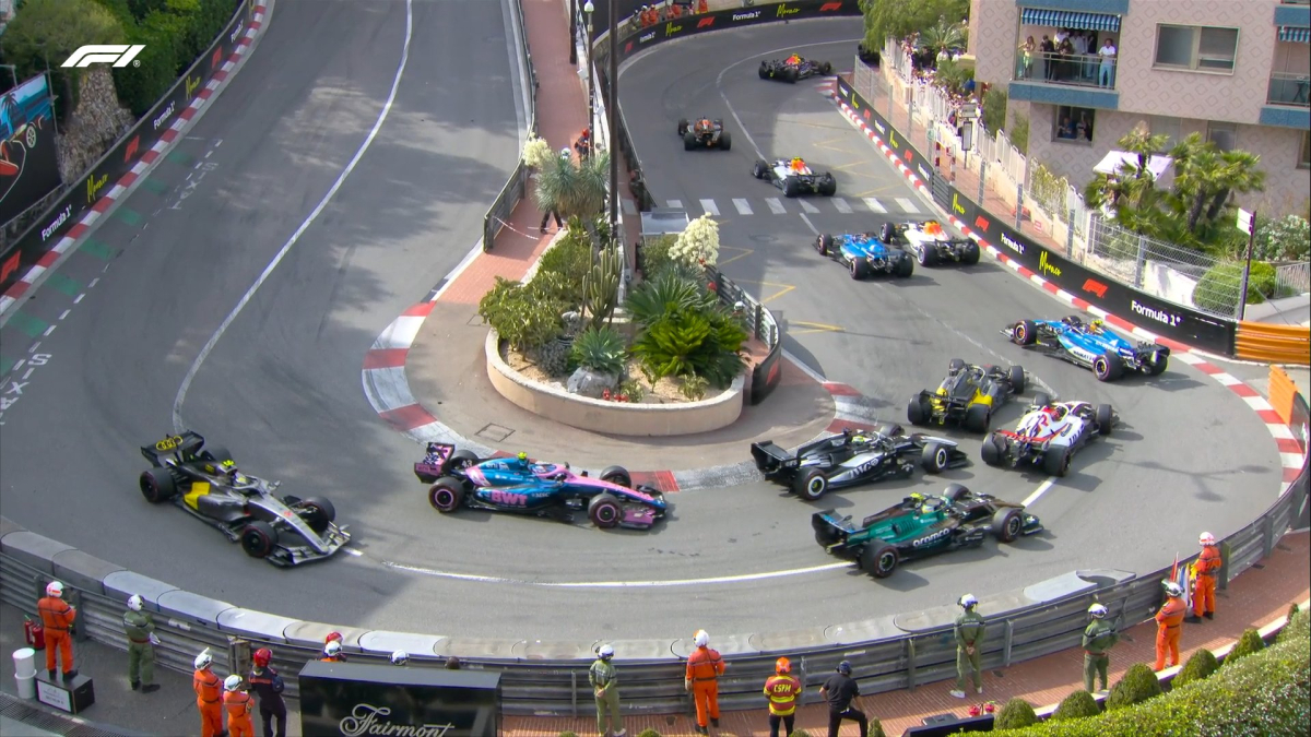 Sainz's drama in monaco: a lost point and a narrow escape