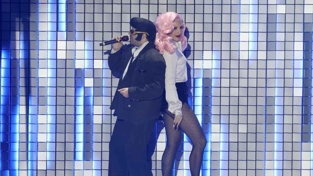 Sanremo-cover-show: die stars erinnern sich an unvergessliche momente
