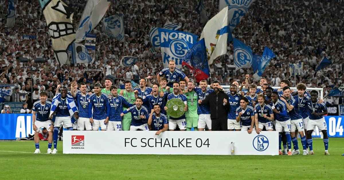 Schalke 04 schreibt sich in die gelsenkirchener geschichtsbücher ein!