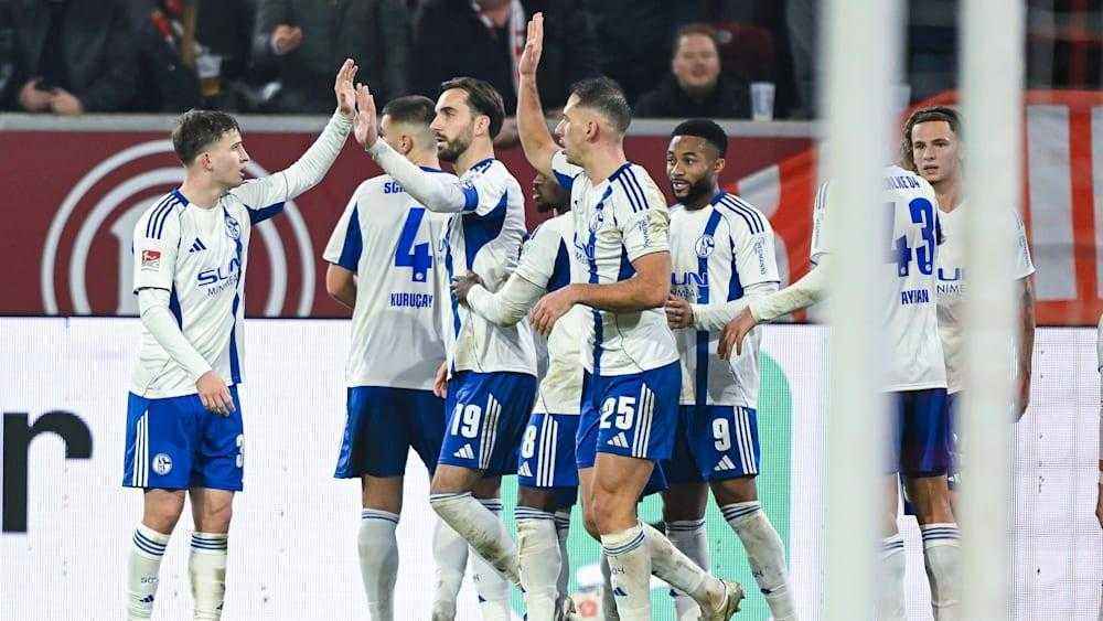 Schalke und lautern im fokus: dfb-spielplan für zweitliga-spiele 25 bis 27 veröffentlicht