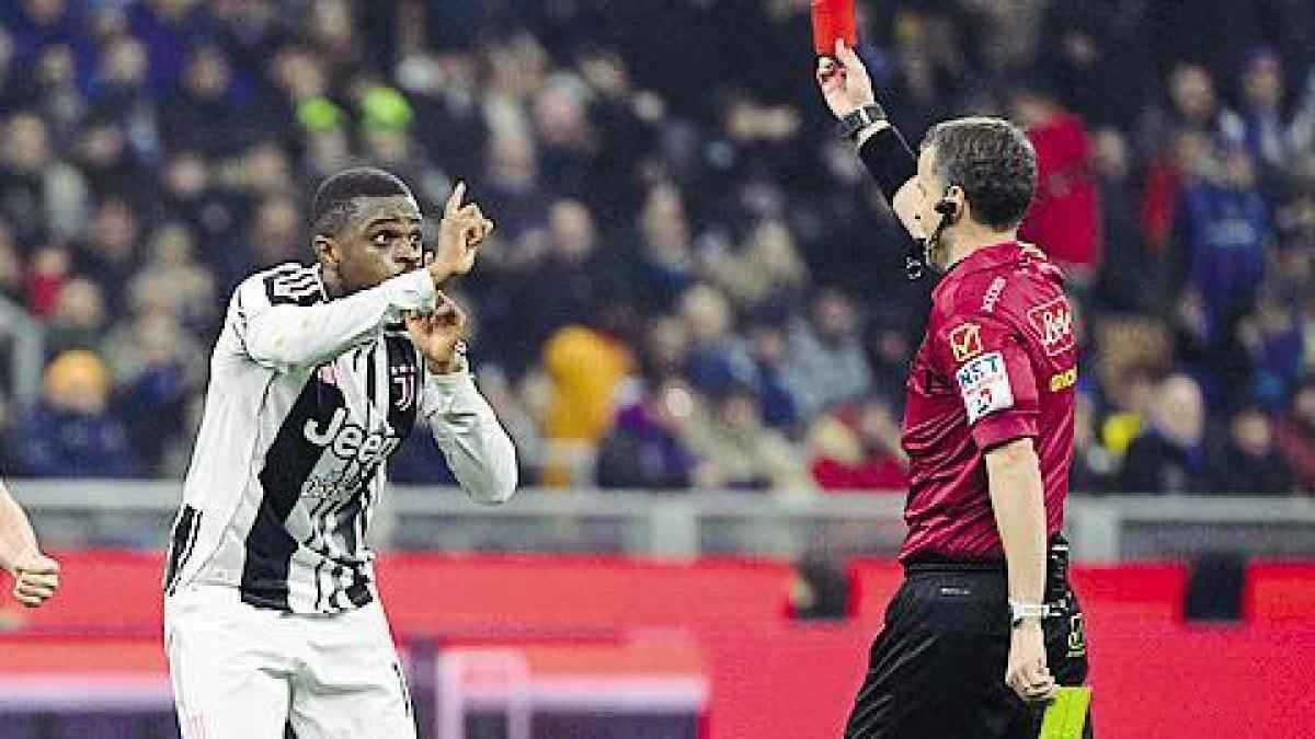 Schiedsrichter-bewertungen: der tablet-detektiv und die drohenden konsequenzen