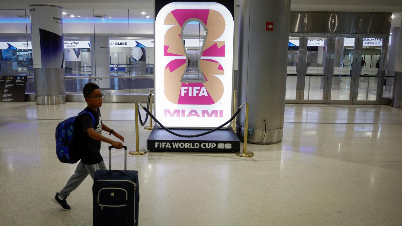 Schiedsrichter-desaster vor wm: us-zoll stoppt artan!