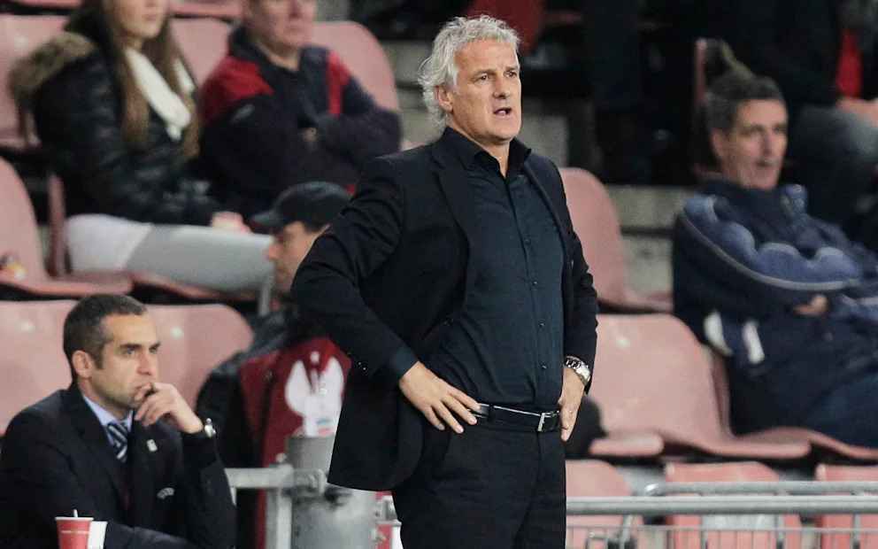 Schock für curacao: dick advocaat tritt vorzeitig zurück – fred rutten übernimmt