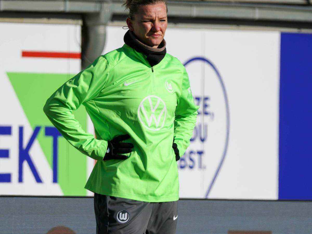 Schock für den vfl wolfsburg: popp, kleinherne und lattwein fehlen im topspiel gegen bayern