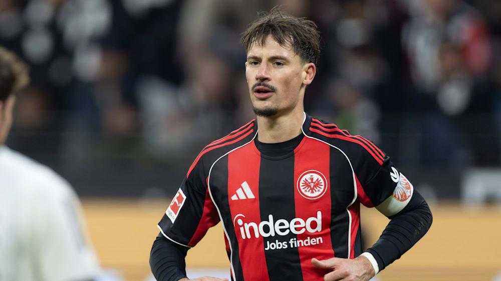 Schock für die eintracht: kapitän koch fällt aus – wer übernimmt?