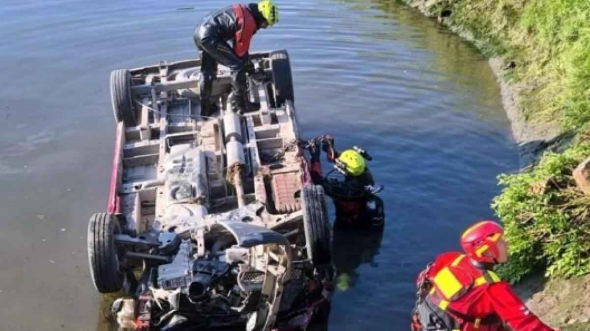 Schreckliche verkehrsunfal in der nähe von venedig: drei tote