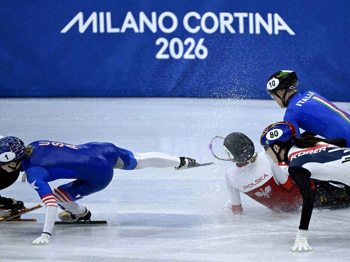 Schrecklicher sturz bei olympia: shorttrackerin sellier verletzt, rennen unterbrochen