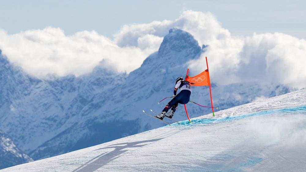 Schwerer sturz von lindsey vonn bei abfahrt in cortina – beinbruch erlitten