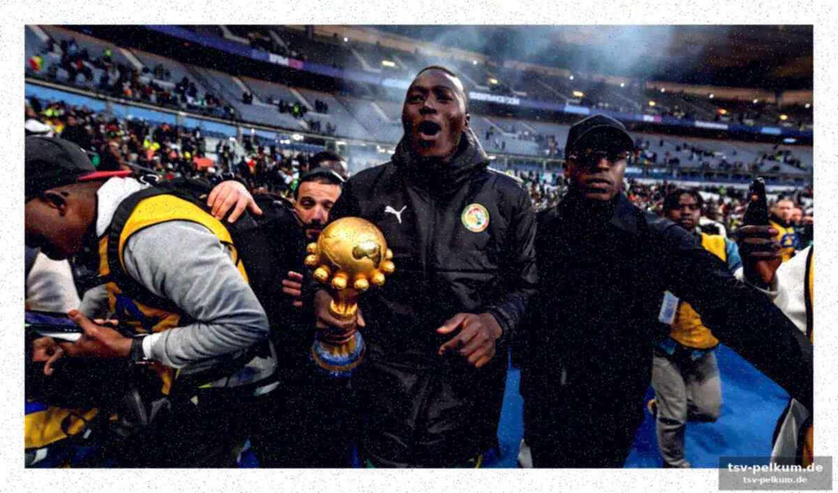 Der pokal bleibt, der stolus auch