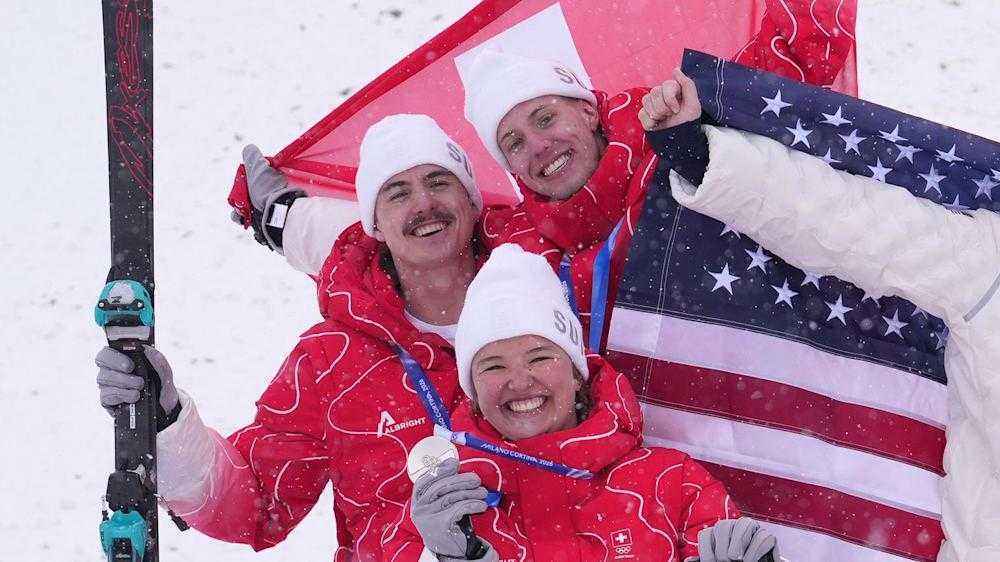 Sensationelle silbermedaille für das schweizer aerials-team