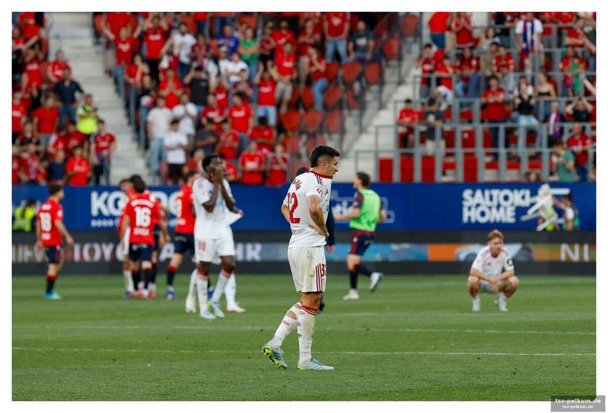 Ein jahr zuvor: der sevilla-kader am abgrund