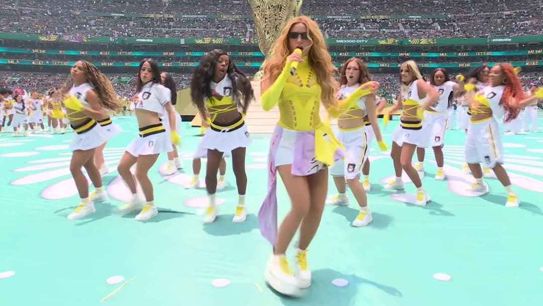 Shakira setzt wm-bühne in flammen – magenta sport liefert!