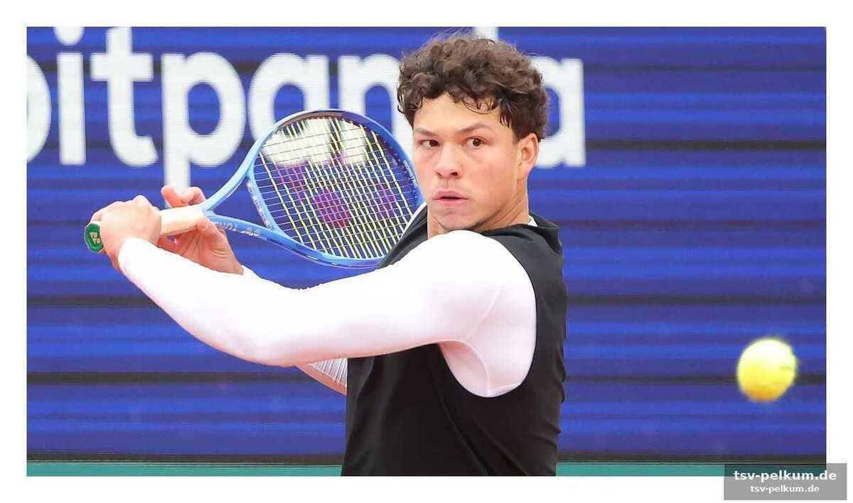 Tsitsipas