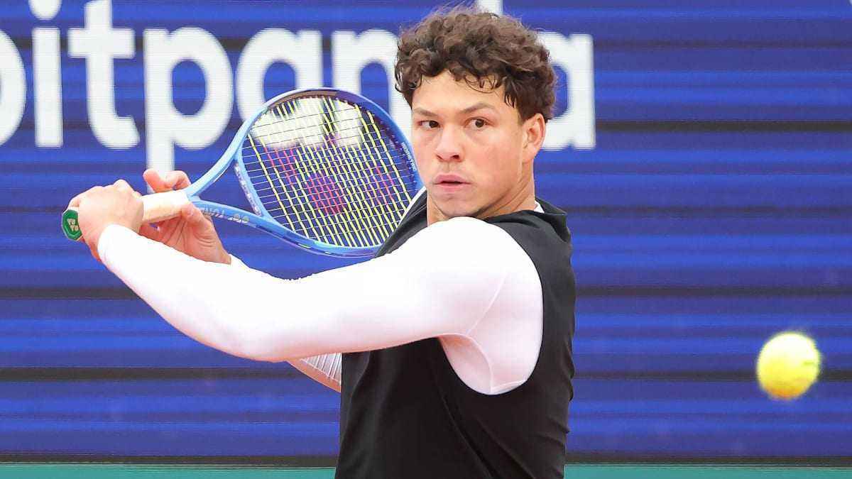 Shelton im viertelfinale: tsitsipas scheitert überraschend!