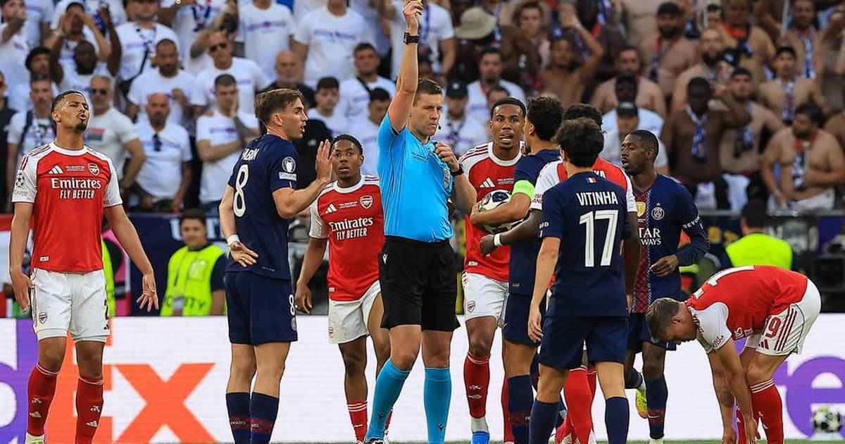 Siebert im rampenlicht: schiedsrichterleistung spaltet arsenal