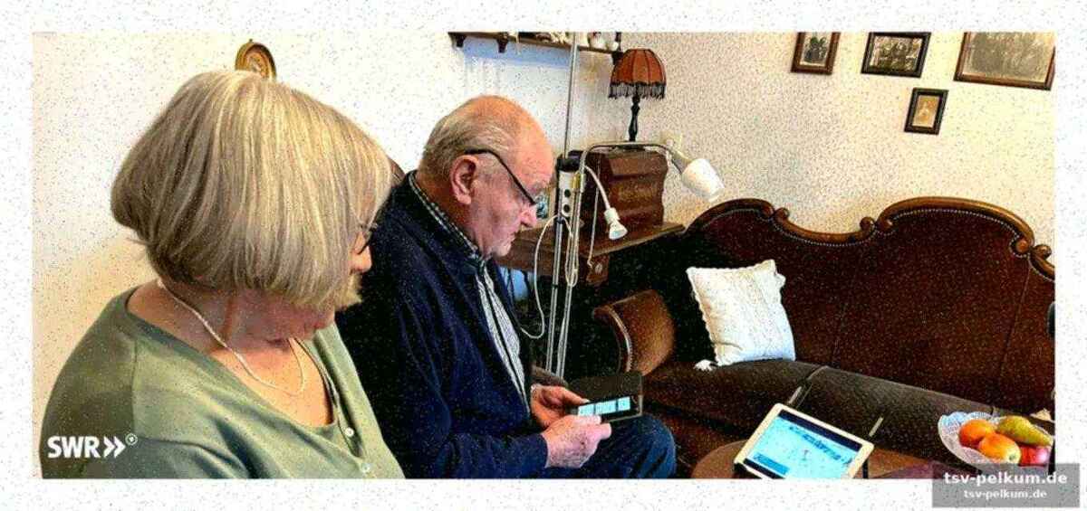 Großeltern fiebern mit: emotionen im wohnzimmer