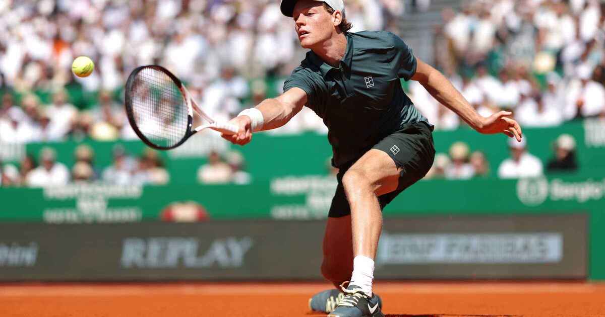 Sinner auf sand: der ungewöhnliche vergleich des trainers