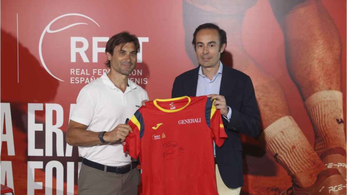 Spanien präsentiert neue tenniskleidung: jódar bereit für davis-cup-einsatz?