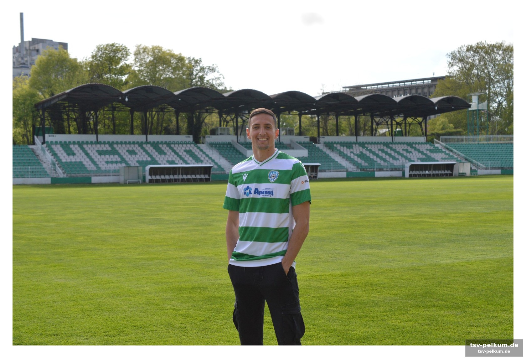 Ein anderer fußball, eine neue herausforderung