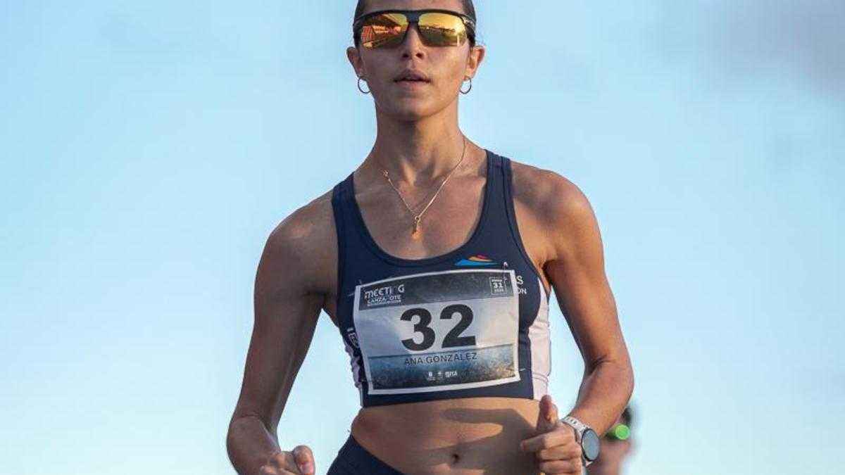 Spanische walking-sensation: 15-jährige ana gonzález estévez stürmt auf den olymp