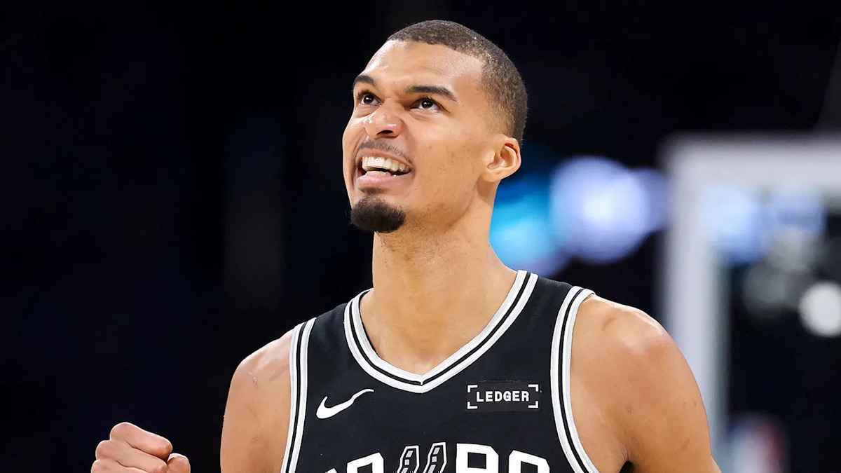 Spurs vs. knicks: wemby dominiert oder towns' dreier-power?