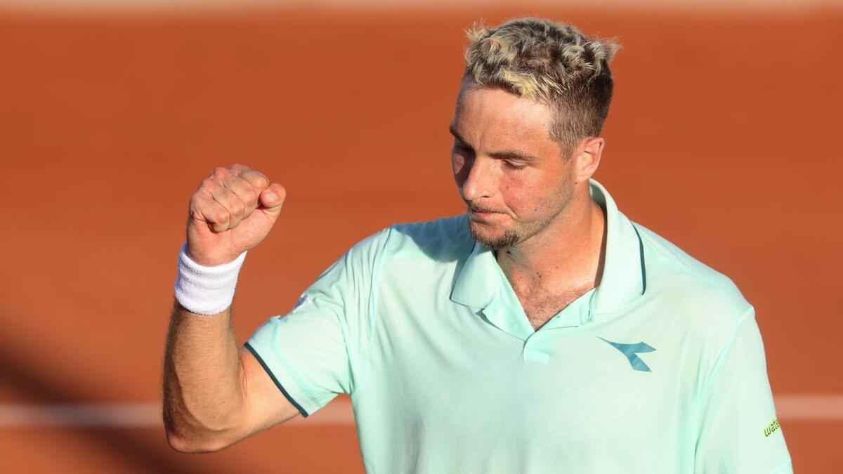 Struff demoliert top-10-star bublik und schlägt ein ausrufezeichen in paris