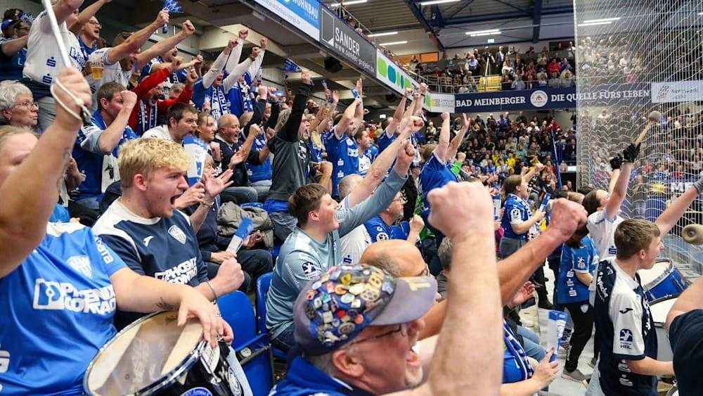 Tbv lemgo lippe: fans feiern jeden punkt mit freigetränken