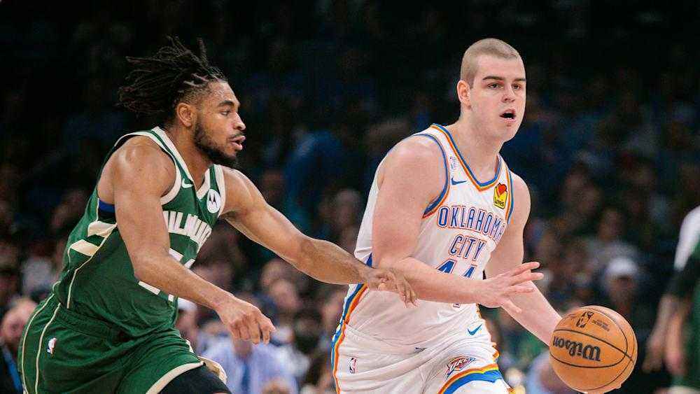 Thunder verlieren gegen bucks – debüt von nikola topic rührt zu tränen