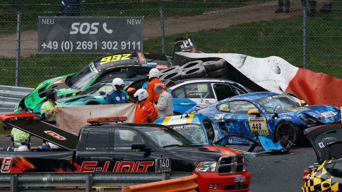 Tod am nürburgring: qualifying zur 24-stunden-rennen endet mit tödlichem massencrash