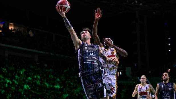 Tortona triumphiert in der coppa italia: baldasso führt zum halbfinale