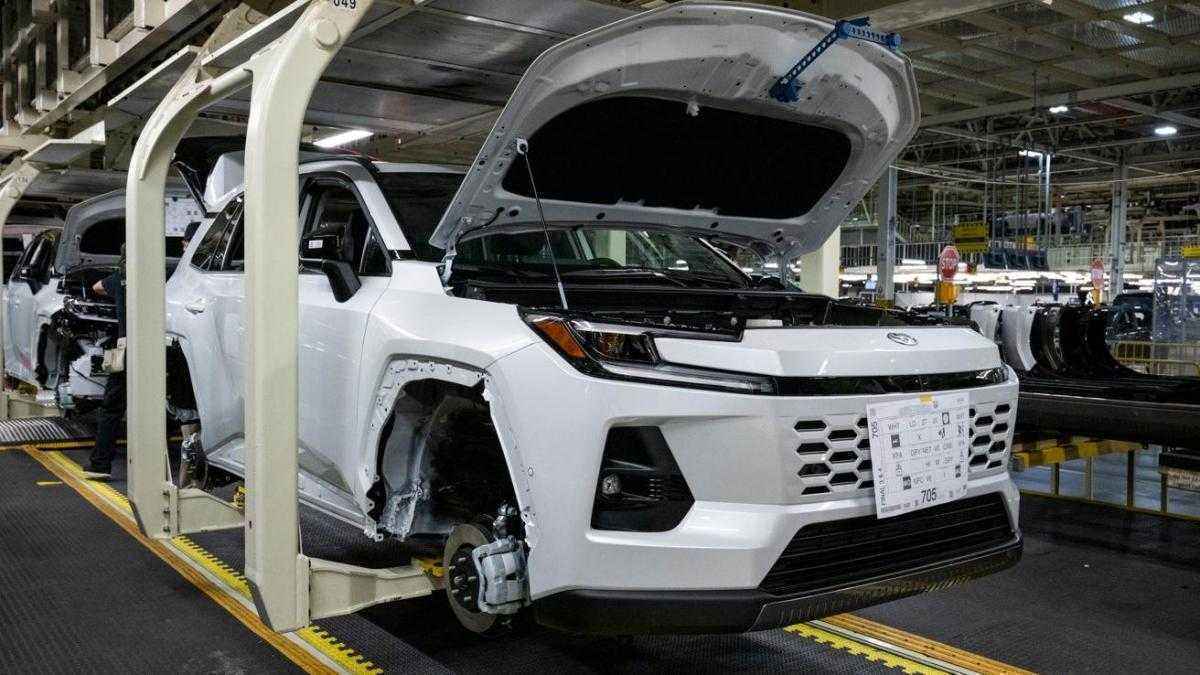 Toyota bleibt könig, doch chinas angriff wird rasant