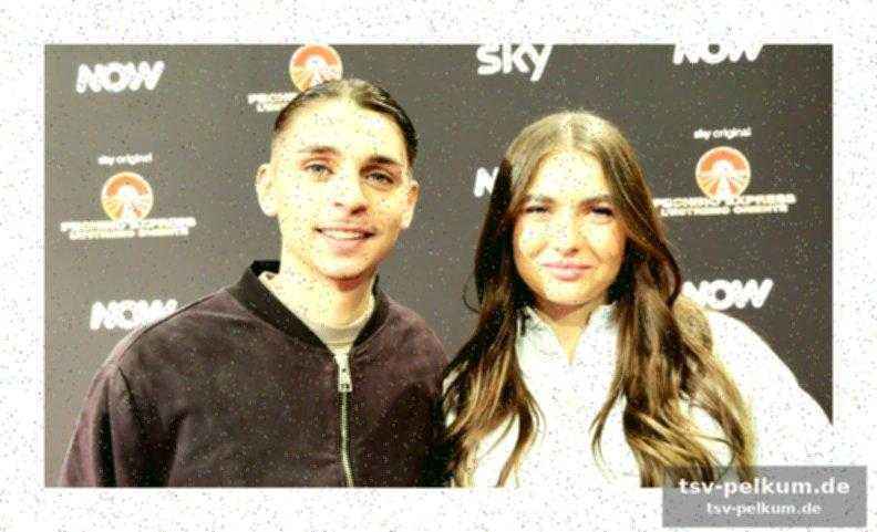 Forbidden fruit: yigit spielt katz und maus – lila schnappt nach luft