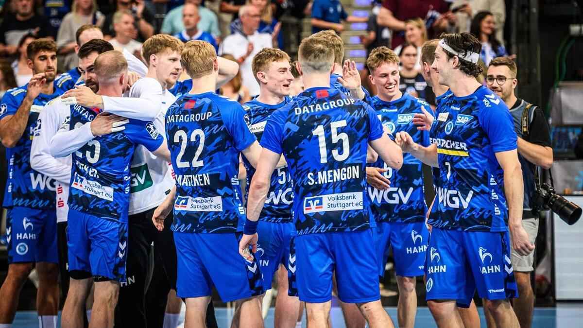 Tvb stuttgart verabschiedet fünf spieler mit sieg gegen erlangen