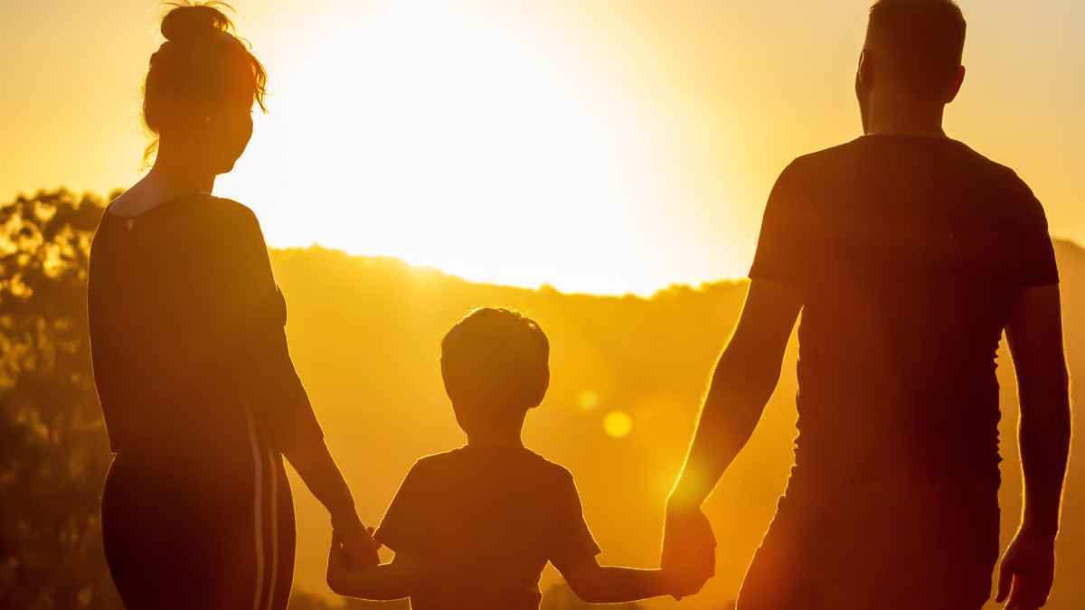 Überfürsorgliche eltern: studie enthüllt risiken für kinder
